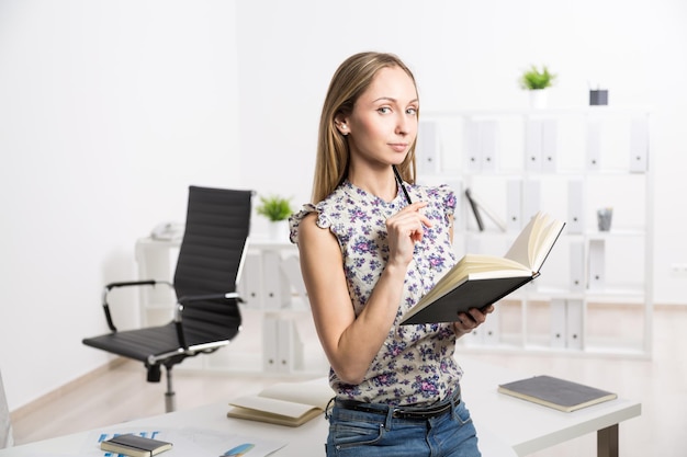 Jak zostać ekspertem oświaty i rozwijać swoje kompetencje?