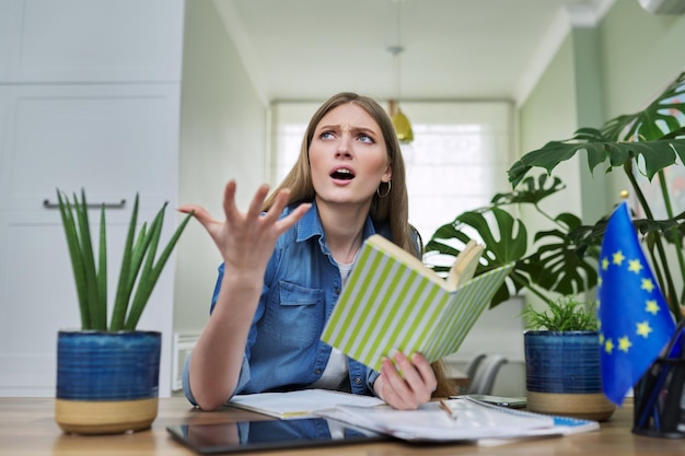 Jaka jest przerwa między mianowanym a dyplomowanym nauczycielem?