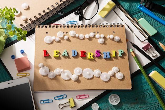 Ile wynosi dodatek motywacyjny dla nauczyciela stażysty i od czego zależy?