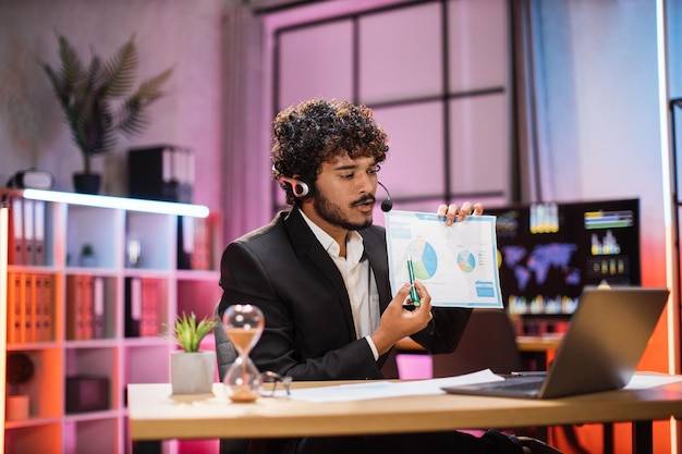 Ile zarabia junior marketing specialist i czego można się spodziewać?