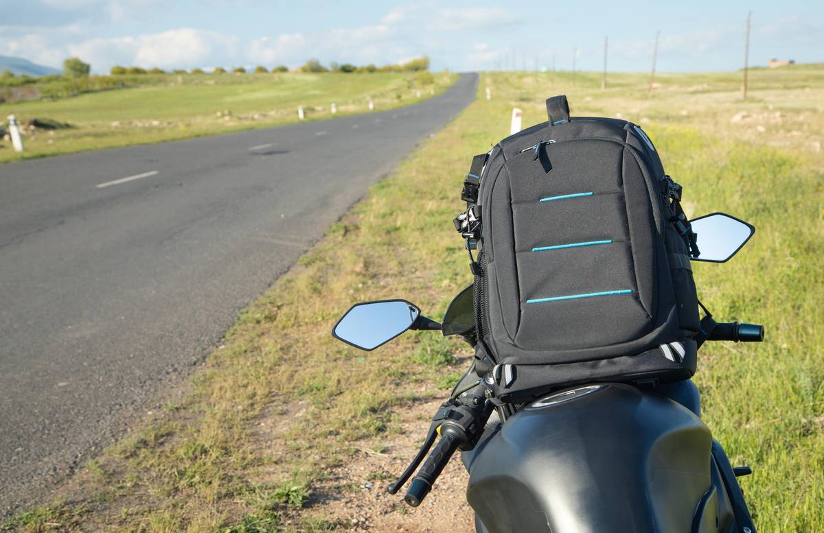 Kufer motocyklowy na dojazdy do pracy. Jaką pojemność wybrać?